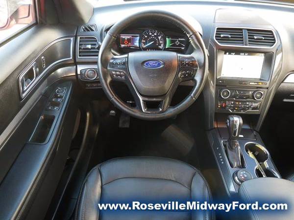 2018 Ford Explorer Xlt - - by dealer - vehicle for sale in Roseville, MN – photo 16