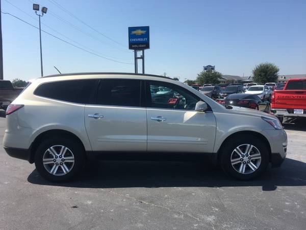 2015 Chevrolet Traverse LT - Special Vehicle Offer! for sale in Whitesboro, TX – photo 6