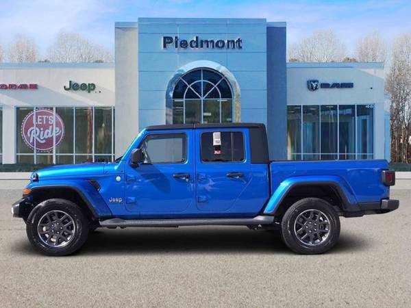 2020 Jeep Gladiator Hydro Blue Pearlcoat For Sale Great DEAL! for sale in Anderson, SC – photo 3