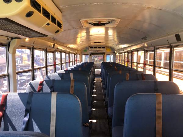 2006 International SCHOOL BUS / 77 passenger capacity/air conditioning for sale in Miami, FL – photo 3