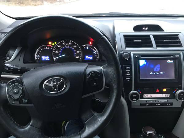 2012 Toyota Camry XLE - cars & trucks - by owner - vehicle... for sale in Forest Lake, MN – photo 7