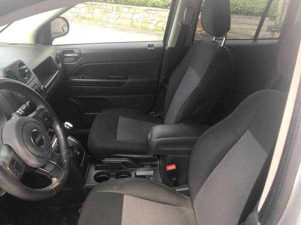 2013 JEEP COMPASS,1 OWNER NO ACCIDENTS,4X4,BOSTON ACOUSTIC SOUND -... for sale in Abington, MA – photo 9