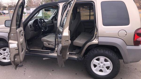 JUST REDUCED! 2007 JEEP LIBERTY 4X4 #2658 for sale in Fort Collins, CO – photo 8