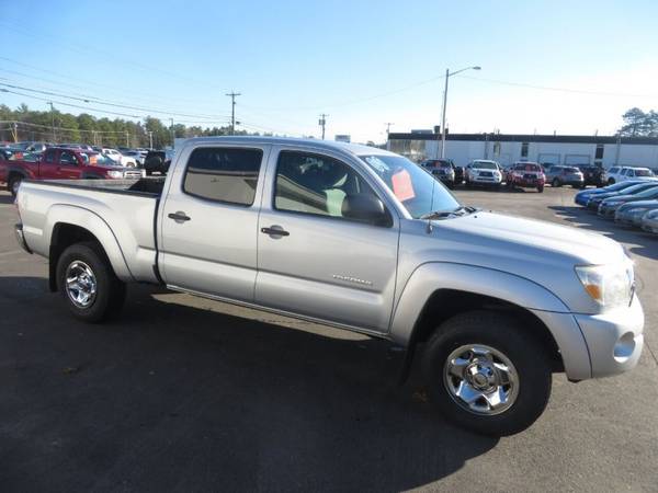 2009 Toyota Tacoma V6 4x4 4dr Double Cab 6.1 ft. SB 5A Ready To Go!!... for sale in Concord, MA – photo 5