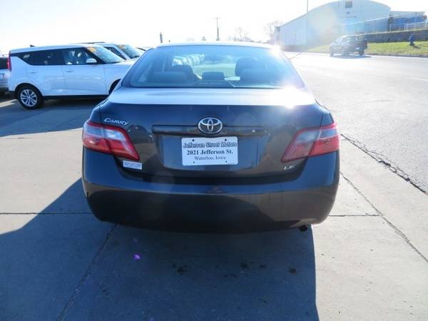 2009 Toyota Camry... 175,000 Miles... $3,999 - cars & trucks - by... for sale in Waterloo, IA – photo 4