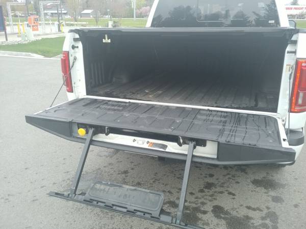2015 Ford F-150 XLT SuperCrew 5 5-ft Bed 4WD - - by for sale in Coeur d'Alene, MT – photo 18