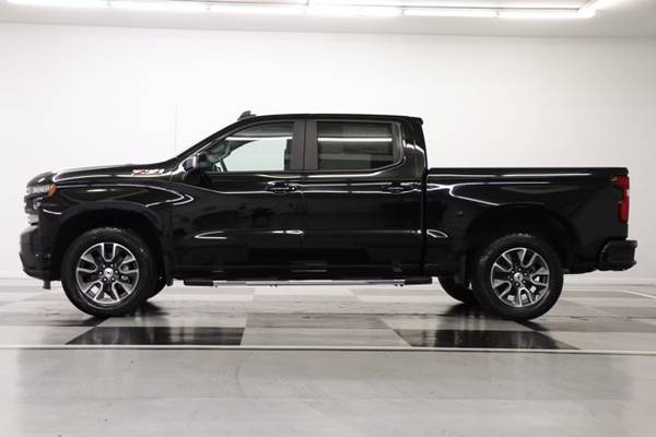 $9922 OFF MSRP!! ALL NEW Black 2021 Chevy Silverado RST 4X4 Crew Z71... for sale in Clinton, IN – photo 20