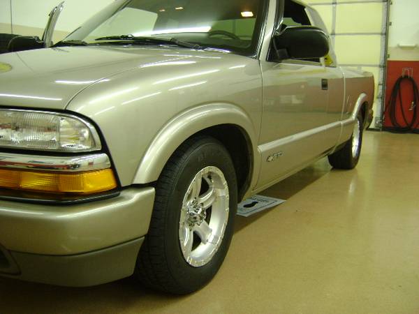 2000 CHEVROLET S-10 EXTENDED CAB LS - - by dealer for sale in Toledo, OH – photo 15