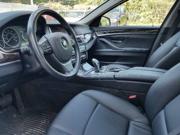 2016 BMW 5 Series 528i xDrive AWD All Wheel Drive SKU:GG147444 for sale in Mount Kisco, NY – photo 17