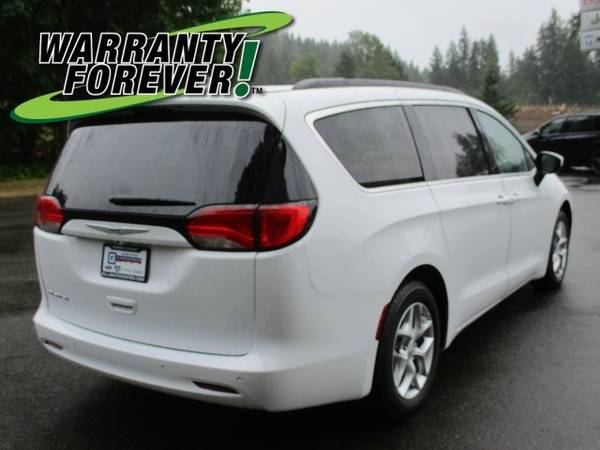 2018 *Chrysler* *Pacifica* hatchback Bright White Clearcoat for sale in Shelton, WA – photo 4