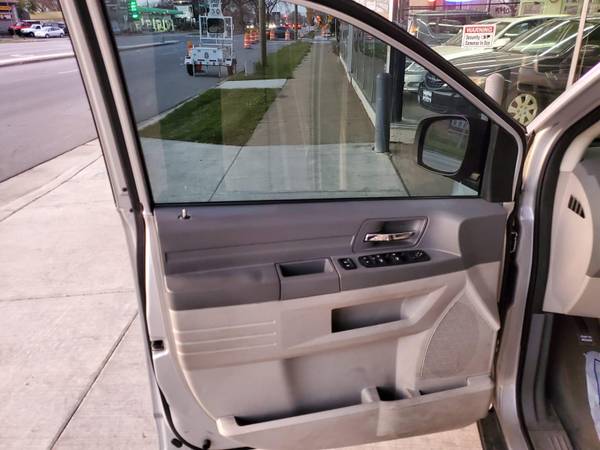 2009 DODGE GRAND CARAVAN - cars & trucks - by dealer - vehicle... for sale in MILWAUKEE WI 53209, WI – photo 10