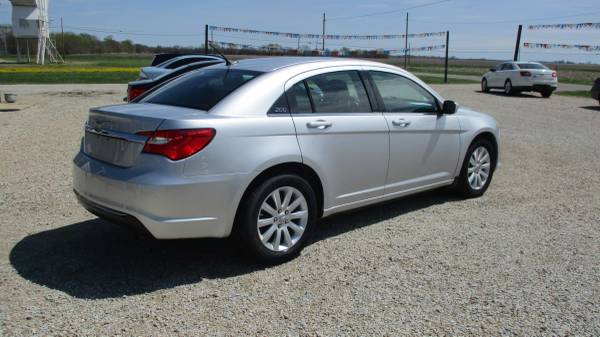 2012 Chrysler 200 Touring - - by dealer - vehicle for sale in Chrisman, IL, IL – photo 6