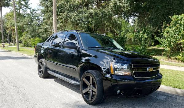 2007 Chevy Avalanche LT for sale in Glenwood, FL