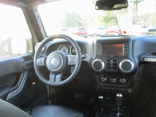 ONLY 20K MILES 2013 Jeep Wrangler 4x4 4WD Unlimited Sahara SUV -... for sale in Shelton, WA – photo 19