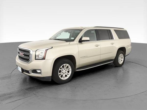 2017 GMC Yukon XL SLT Sport Utility 4D suv Silver - FINANCE ONLINE -... for sale in Cleveland, OH – photo 3