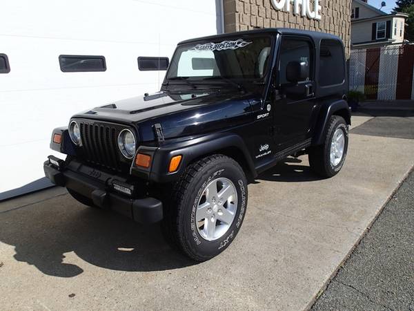 2005 Jeep Wrangler Sport 6 cyl, auto, Black, Hardtop, Alloys - cars... for sale in Chicopee, CT – photo 2