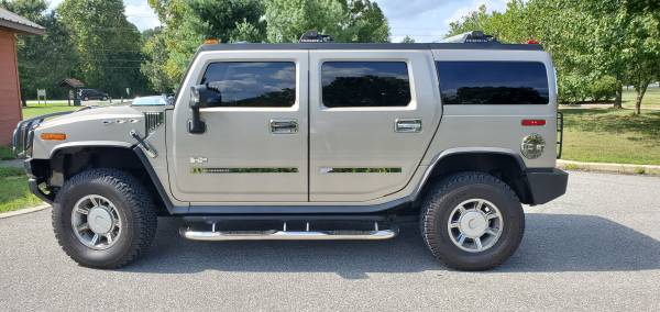 2004 HUMMER H2 - Clean Carfax - NAV- Leather - Upgrades Runs Excellent for sale in Newark, DE – photo 2