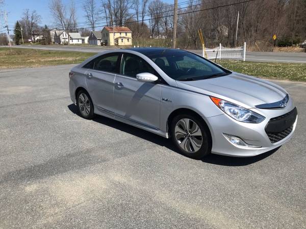 2015 Hyundai Sonata Hybrid Limited - - by dealer for sale in Clifton Park, NY – photo 2