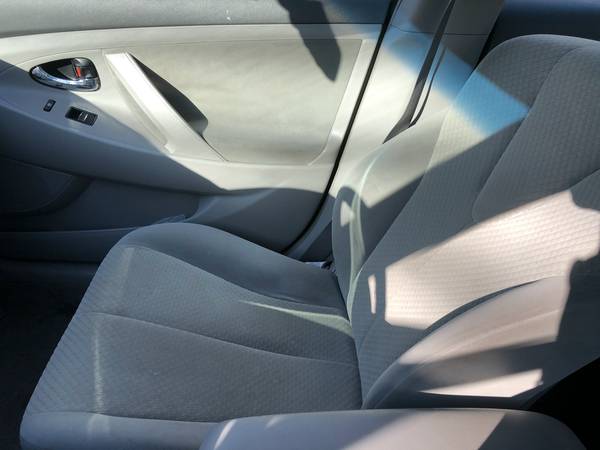 2007 Toyota Camry LE Clean Title for sale 4, 000 OBO for sale in Philadelphia, PA – photo 7