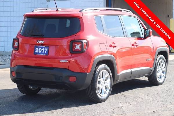 2017 Jeep Renegade Latitude - - by dealer - vehicle for sale in Indianapolis, IN – photo 5