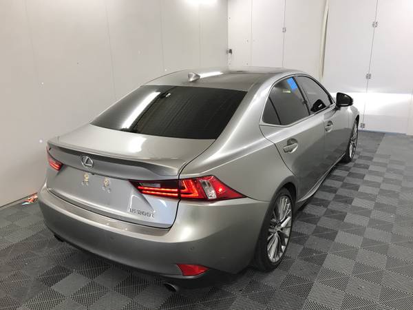 2016 LEXUS IS200T - - by dealer - vehicle automotive for sale in Justice, IL – photo 4