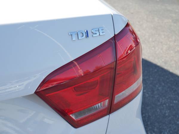 2014 Volkswagen Passat TDI SE w/Sunroof Nav for sale in Inver Grove Heights, MN – photo 15