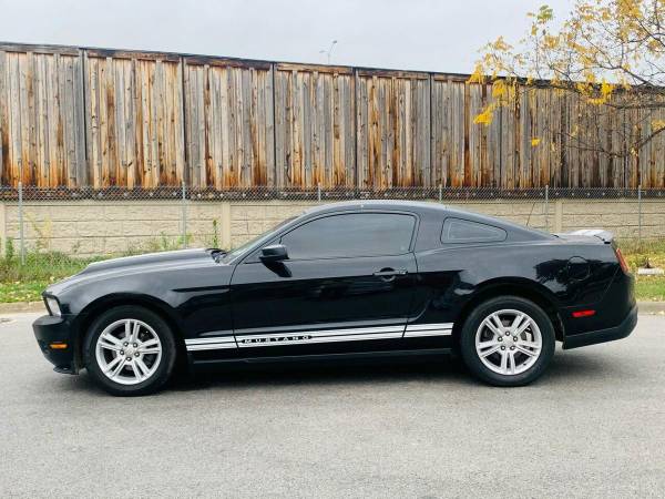 2010 Ford Mustang V6 Premium 2dr Fastback - cars & trucks - by... for sale in posen, IL – photo 5