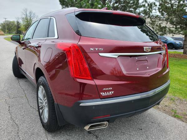 2017 Cadillac XT5 Luxury AWD - - by dealer - vehicle for sale in redford, MI – photo 3