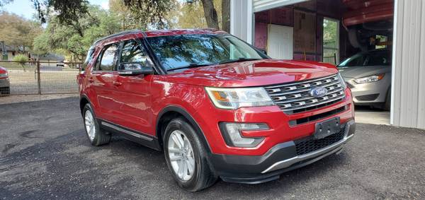 2017 Ford Explorer - cars & trucks - by owner - vehicle automotive... for sale in San Marcos, TX – photo 5