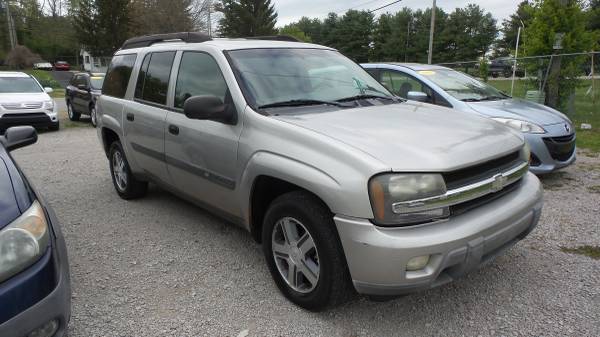 2004 Chevrolet Trailblazer Extended 4WD - - by dealer for sale in NICHOLASVILLE, KY – photo 3