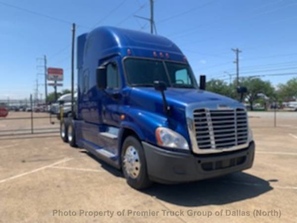 2017 FREIGHTLINER Cascadia CA125SLP Blue - - by for sale in Dallas, TX – photo 2