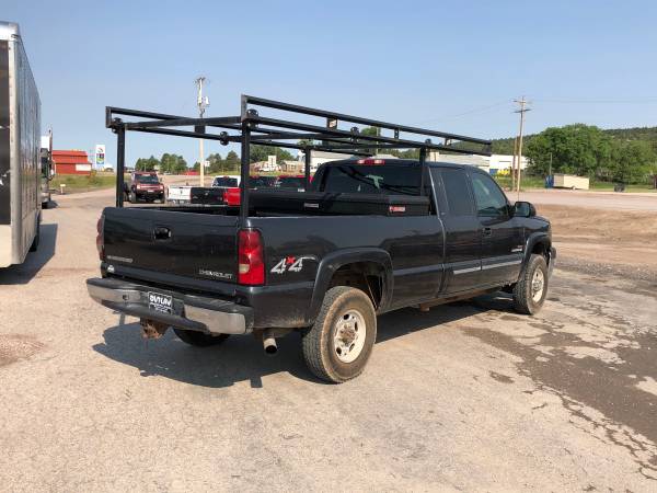 2005 CHEVY 2500 LS EXT CAB LONG BOX 4X4 - cars & trucks - by dealer... for sale in Newcastle, WY – photo 2