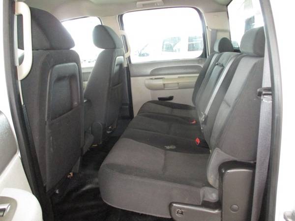 2013 Chevrolet Silverado 3500 DRW Flatbed Crew Cab 4wd - cars & for sale in Lawrenceburg, AL – photo 11