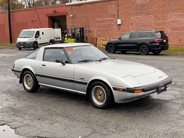1983 MAZDA RX-7 - Financing Available! - cars & trucks - by dealer -... for sale in Mamaroneck, NY – photo 3