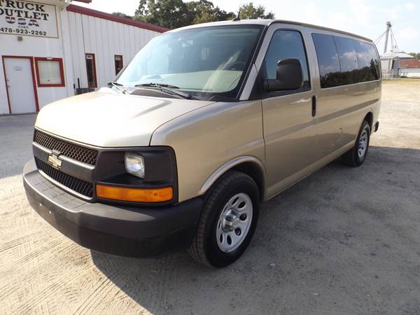 2011 Chevrolet Express 8 Passenger Van for sale in Kathleen, GA – photo 2