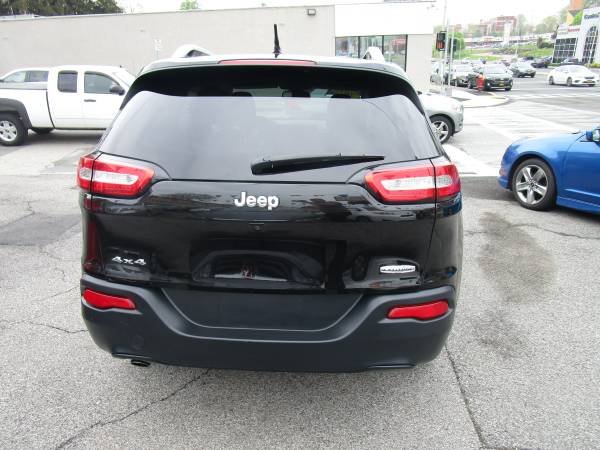 2015 JEEP CHEROKEE LATITUDE EXCELLENT CONDITION! - cars & for sale in NEW YORK, NY – photo 5