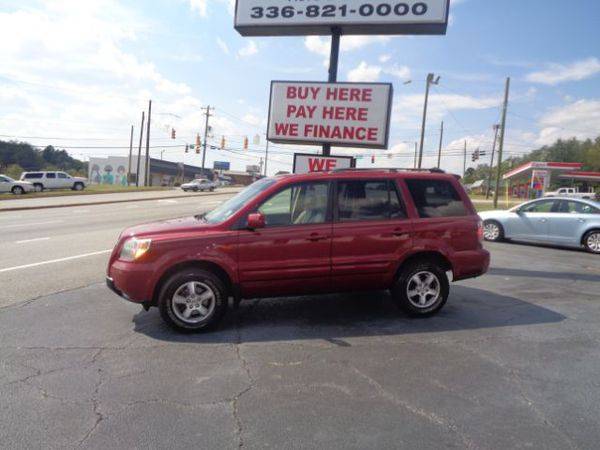 2006 Honda Pilot EX w/Leather and Navigation ( Buy Here Pay Here ) for sale in High Point, NC