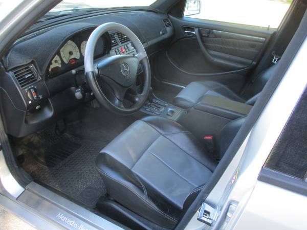 2000 Mercedes Benz C 280 sedan, auto, 6cyl only 109k miles! MINT for sale in Sparks, NV – photo 8