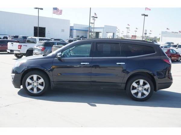 2017 Chevrolet Traverse LT - SUV - cars & trucks - by dealer -... for sale in Ardmore, OK – photo 2