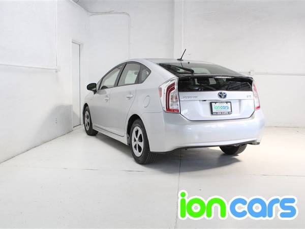 2012 Toyota Prius 3 Three Hatchback 4D - cars & trucks - by dealer -... for sale in Oakland, CA – photo 3