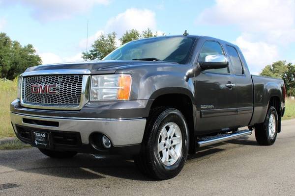 FRESH TRADE-IN! 2010 GMC SIERRA 1500 SLE 4X4 !!WOW ONLY 66K MILES!! for sale in Temple, AR – photo 2