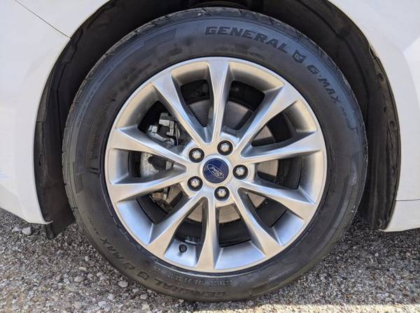 2017 Ford Fusion SE SKU: HR264059 Sedan - - by dealer for sale in Waco, TX – photo 23