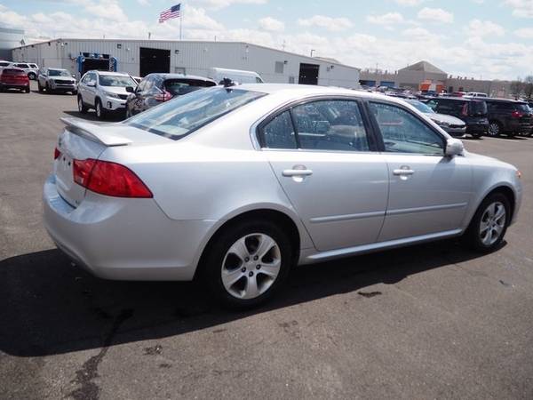2009 Kia Optima LX - - by dealer - vehicle automotive for sale in Youngstown, OH – photo 5