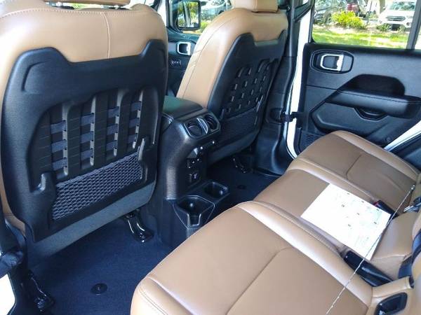 2020 Jeep Gladiator Rubicon~ ONLY 6K MILES~ 1-OWNER~ CLEAN CARFAX~... for sale in Sarasota, FL – photo 24