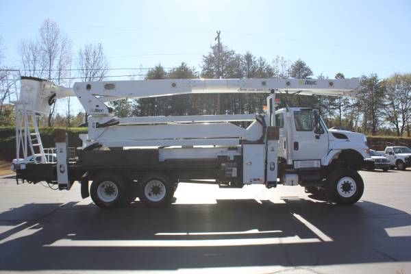 2013 International 7400 altec am900-e100 100ft tall bucket boom for sale in Greenville, SC – photo 6