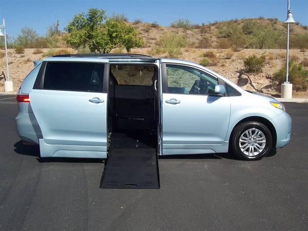 2016 Toyota Sienna XLE Wheelchair Handicap Mobility Van - cars &... for sale in Phoenix, LA – photo 2