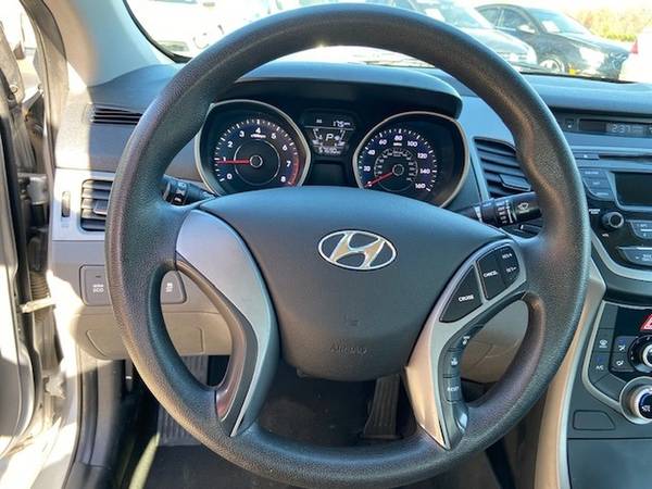 2015 Hyundai Elantra *ONLY 57k Miles* 30+ MPG - cars & trucks - by... for sale in Catoosa, OK – photo 8