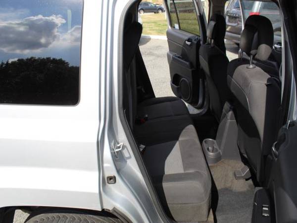 2014 Jeep Patriot Latitude 4WD - cars & trucks - by dealer - vehicle... for sale in Charlottesville, VA – photo 18