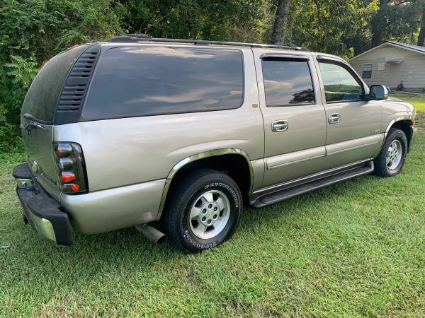 2001 Chevrolet suburban - cars & trucks - by owner - vehicle... for sale in Laurel, MS – photo 3