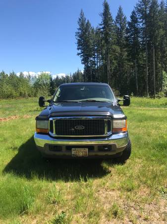 9 Seatbelts & Toy Hauler - 2000 Ford Excursion - - by for sale in Carnation, WA – photo 2